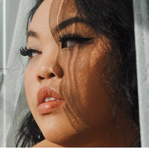 Meet your Posher, Mae